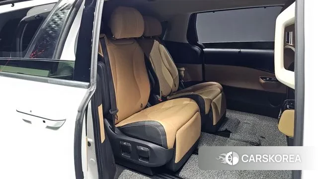 Kia Carnival 4th generation 2022 Белый из Кореи, фото 2