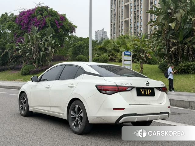 Nissan Xuan Yi 2021 Белый из Китая, фото 2