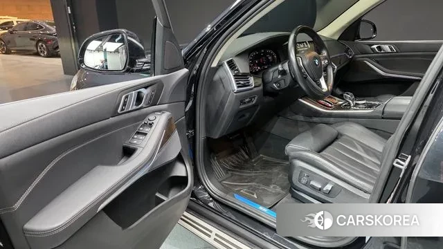 BMW X5 (G05) 2022 Черный из Кореи, фото 2