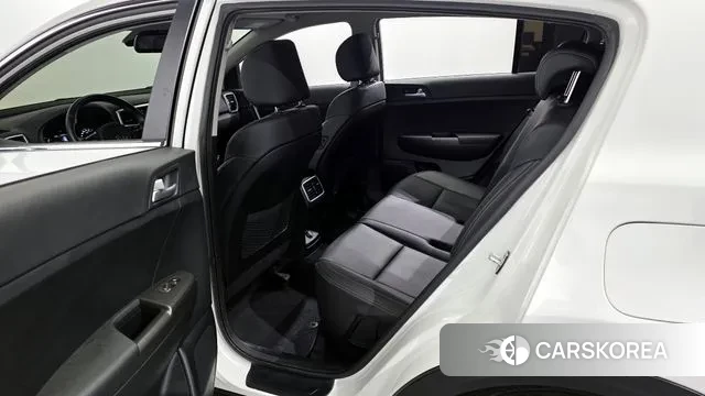 Kia Sportage The Bold 2021 Белый из Кореи, фото 2