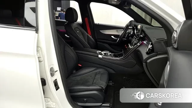 Mercedes-Benz GLC-Class X253 2018 Белый из Кореи, фото 2