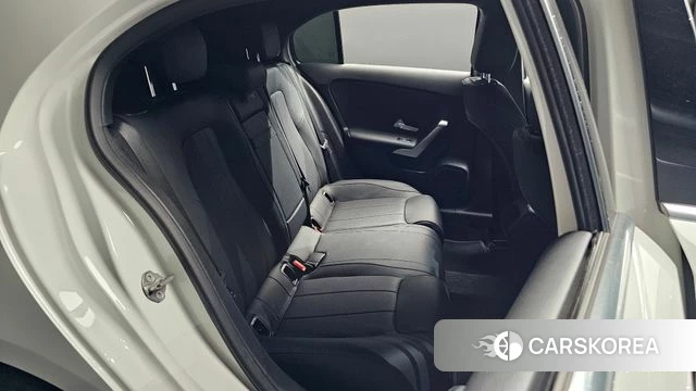 Mercedes-Benz A-Class W177 2022 Белый из Кореи, фото 2