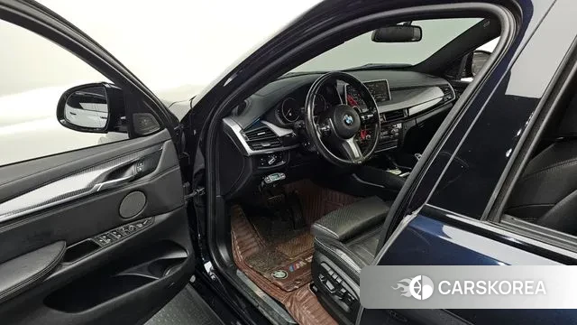 BMW X6 (F16) 2018 Черный из Кореи, фото 2