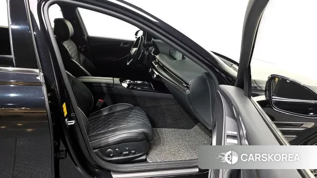 Genesis G80 (RG3) 2022 Черный из Кореи, фото 2