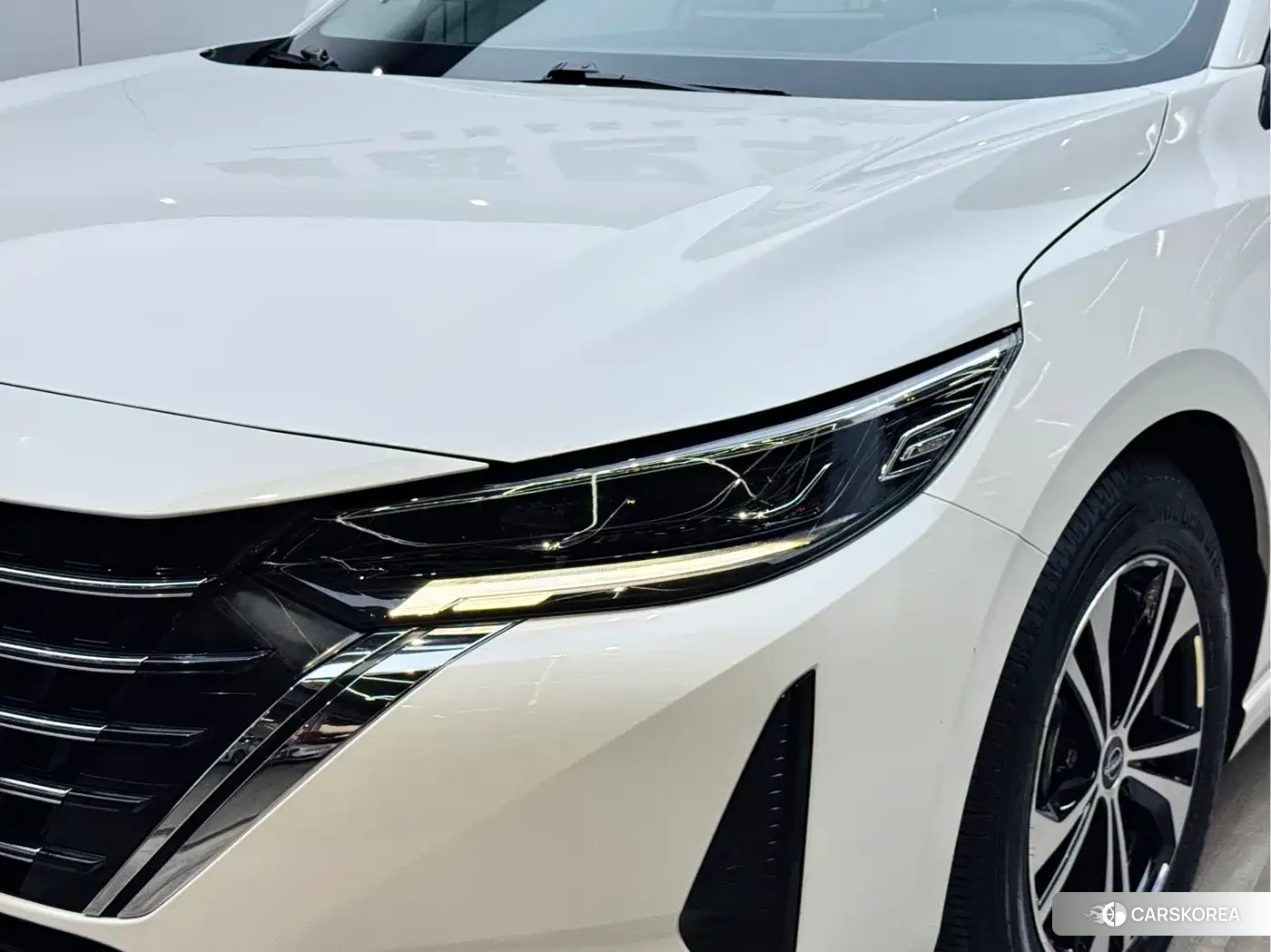 Nissan Sylphy 2024 Белый из Китая, фото 2