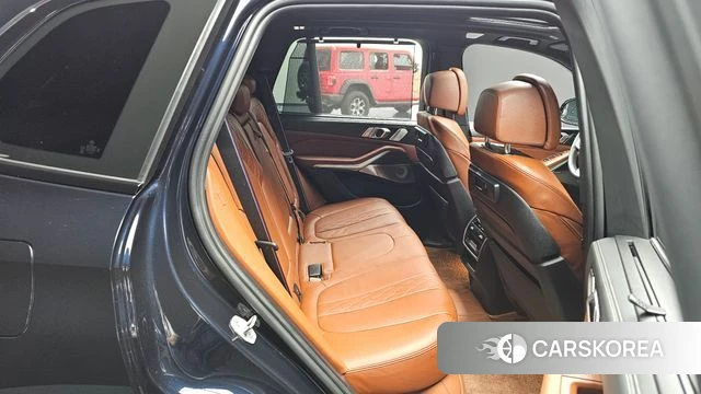 BMW X5 (G05) 2023 Черный из Кореи, фото 2