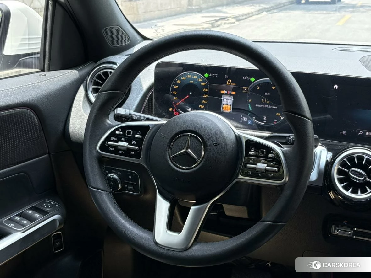Mercedes-Benz GLB 2021 Белый из Китая, фото 2