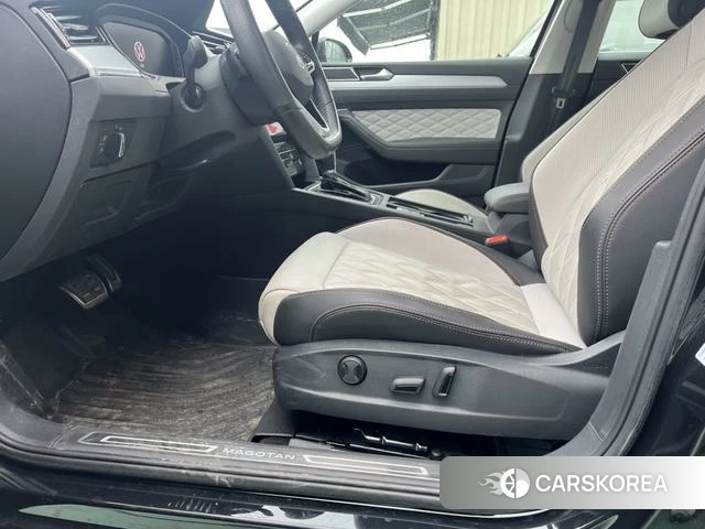 Volkswagen Magotan 2023 Черный из Китая, фото 2