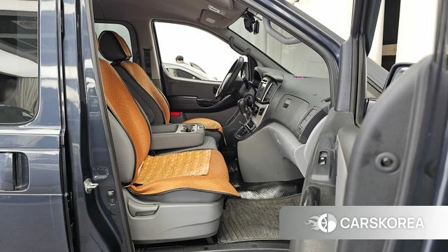 Hyundai The New Grand Starex 2018 Синий из Кореи, фото 2