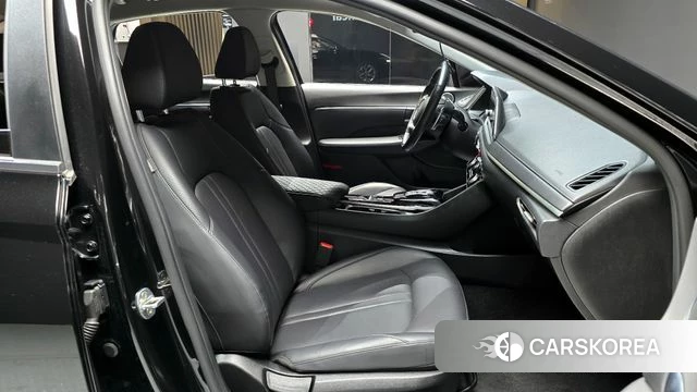 Hyundai Sonata (DN8) 2020 Черный из Кореи, фото 2