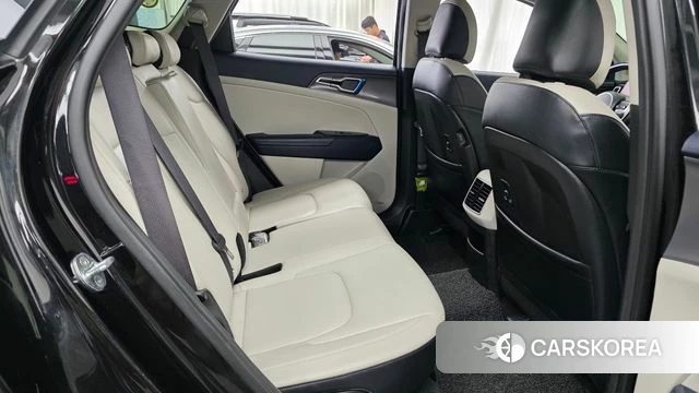 Kia Sportage 5th Generation 2022 Черный из Кореи, фото 2
