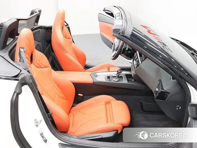 BMW Z4 (G29) 2023 Белый из Кореи, фото 2