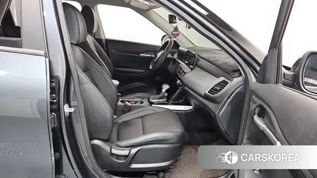 Kia The New Seltos 2023 Серый из Кореи, фото 2