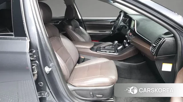 Hyundai Grandeur IG Hybrid 2018 Серый из Кореи, фото 2
