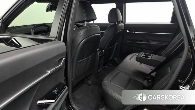 Ssangyong Torres 2022 Черный из Кореи, фото 2