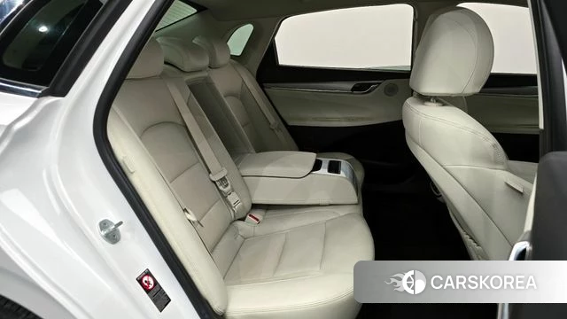 Hyundai The New Grandeur IG Hybrid 2022 Белый из Кореи, фото 2
