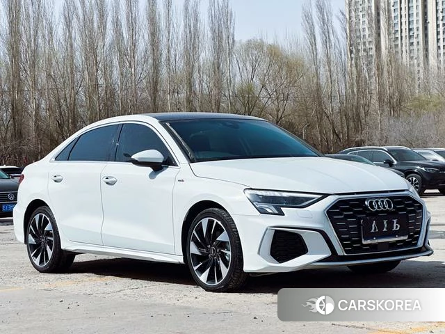 Audi A3 2023 Белый из Китая, фото 2
