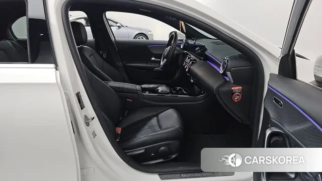 Mercedes-Benz A-Class W177 2022 Белый из Кореи, фото 2