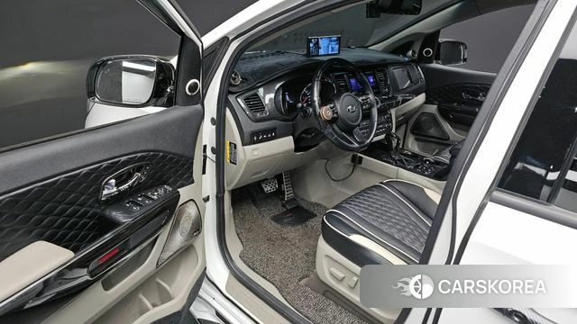 Kia The New Carnival 2019 Белый из Кореи, фото 2