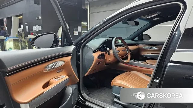 Genesis GV70 2023 Черный из Кореи, фото 2