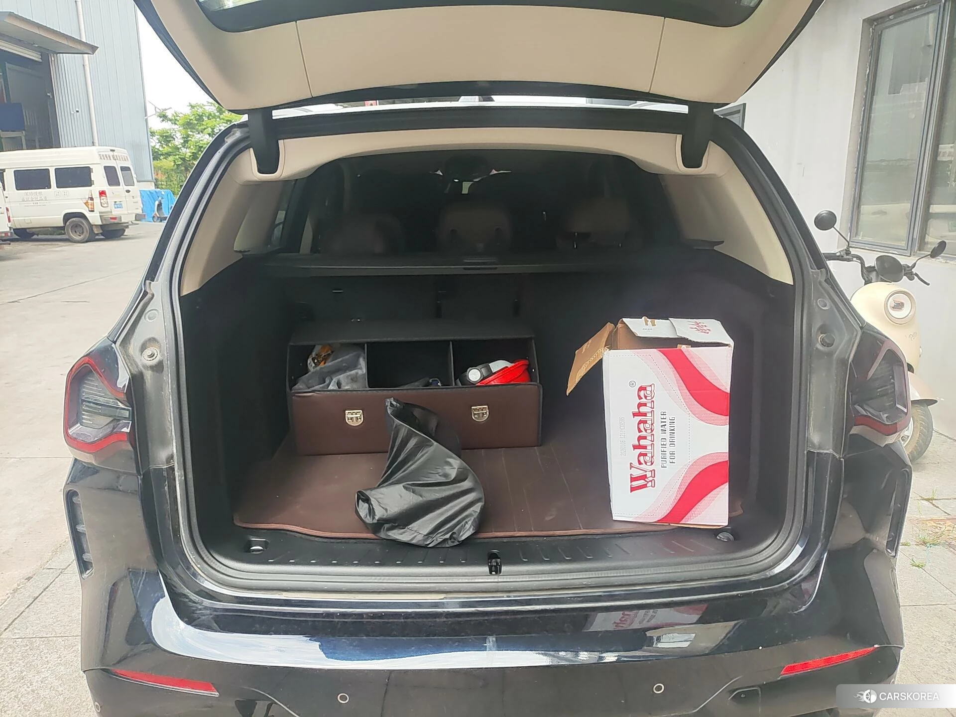 BMW X3 2021 Черный из Китая, фото 2