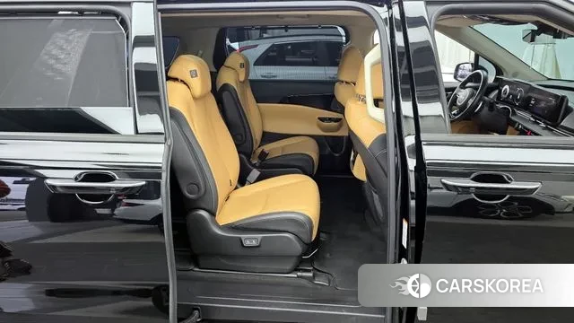 Kia Carnival 4th generation 2022 Черный из Кореи, фото 2
