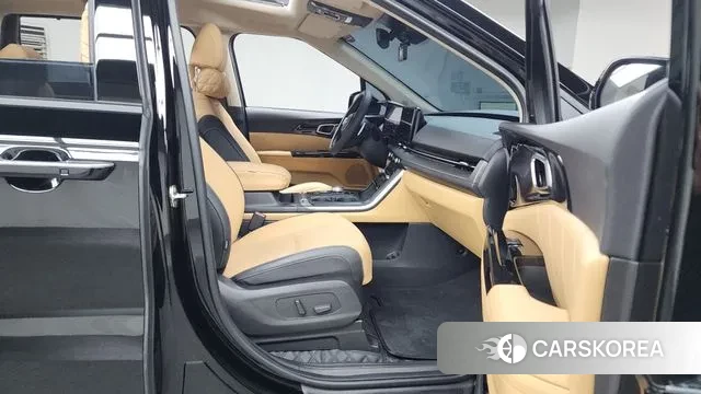 Kia Carnival 4th generation 2022 Черный из Кореи, фото 2