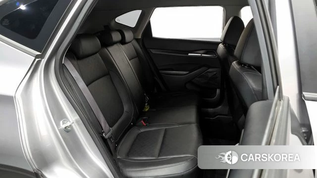 Kia Seltos 2021 Серебряный из Кореи, фото 2