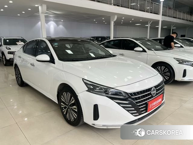 Nissan Teana 2023 Белый из Китая, фото 2