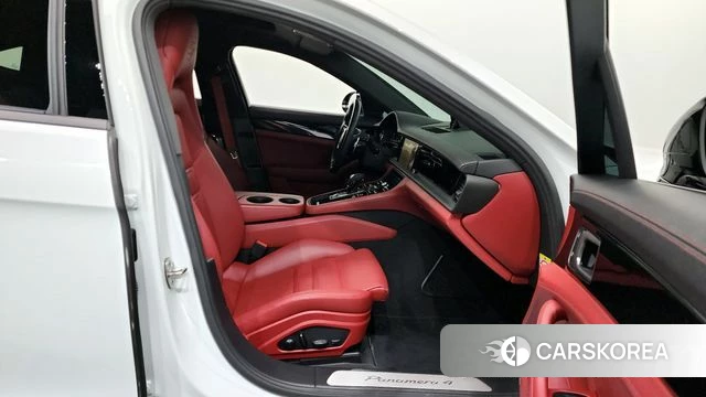 Porsche Panamera (971) 2023 Белый из Кореи, фото 2