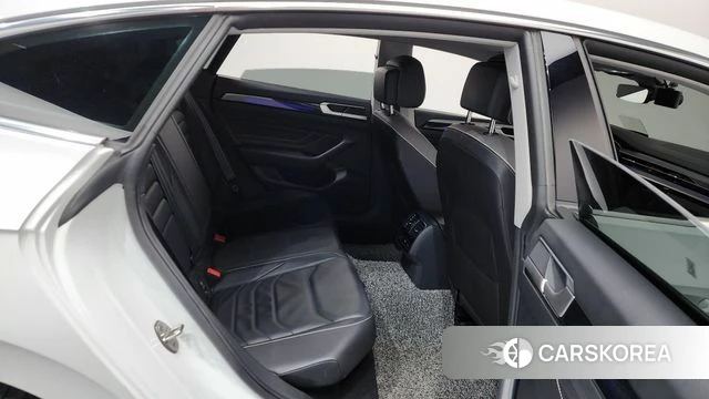 Volkswagen Arteon 2022 Белый из Кореи, фото 2