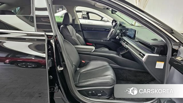 Hyundai Grandeur Hybrid (GN7) 2023 Черный из Кореи, фото 2