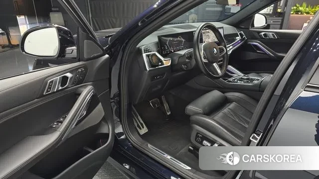 BMW X6 (G06) 2023 Черный из Кореи, фото 2