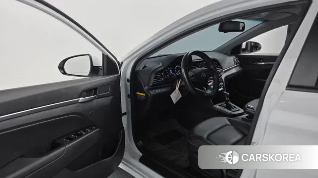 Hyundai The New Avante AD 2019 Белый из Кореи, фото 2