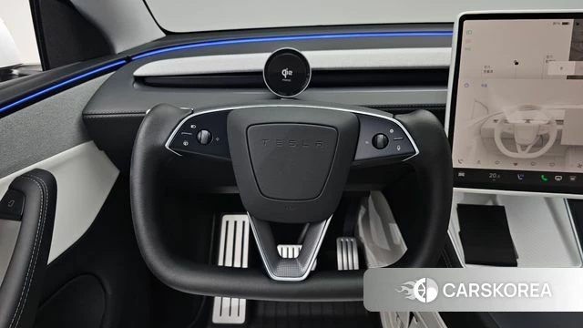 Tesla Model Y 2025 Белый из Кореи, фото 2