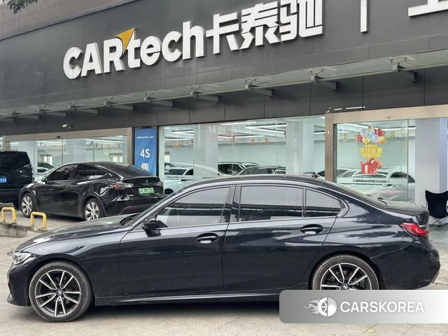 BMW 3 series 2021 Черный из Китая, фото 2