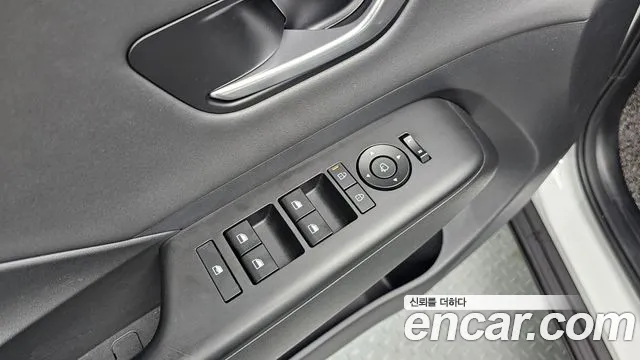 Hyundai Kona (SX2) 2023 Белый из Кореи, фото 2