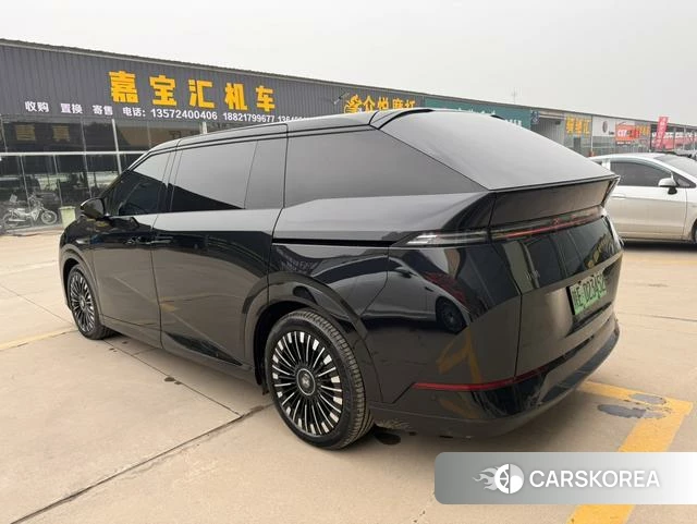 Xiaopeng Motors Xiaopeng X9 2025 Черный из Китая, фото 2