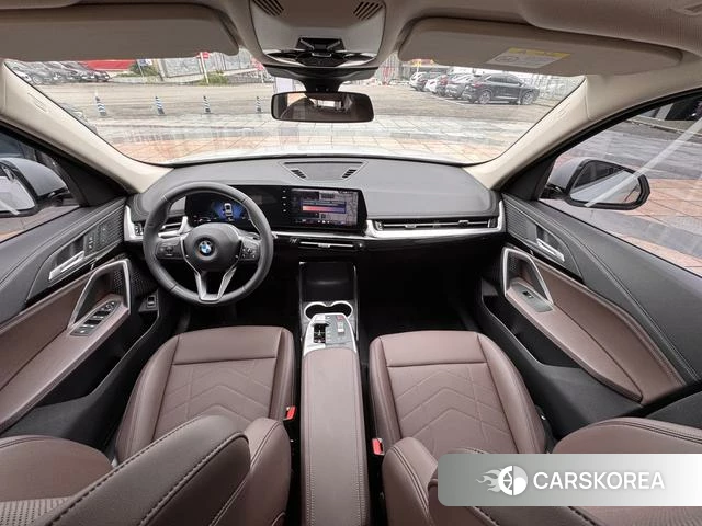 BMW X1 2023 Белый из Китая, фото 2