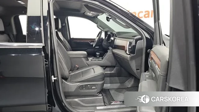 GMC Sierra 2023 Черный из Кореи, фото 2