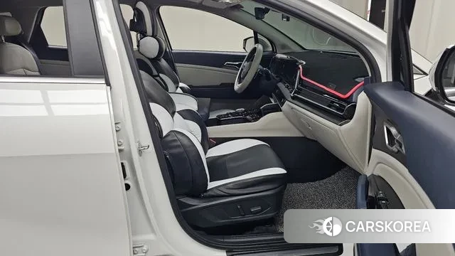 Kia Sportage 5th Generation 2022 Белый из Кореи, фото 2