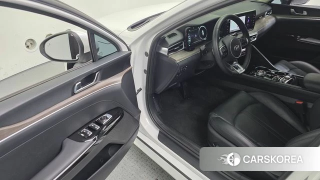 Kia K5 3rd generation 2021 Белый из Кореи, фото 2