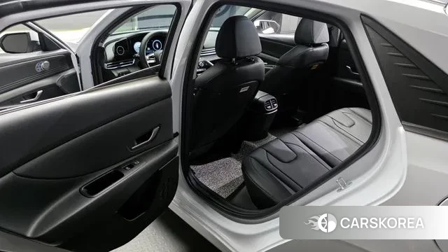 Hyundai Avante (CN7) 2022 Белый из Кореи, фото 2