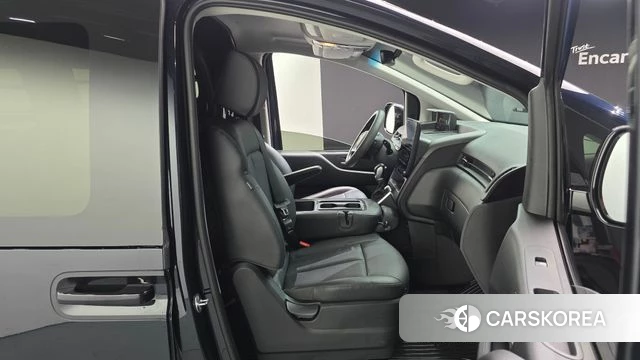 Hyundai Staria 2023 Синий из Кореи, фото 2