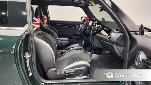 Mini Cooper S 2024 Зеленый из Кореи, фото 2