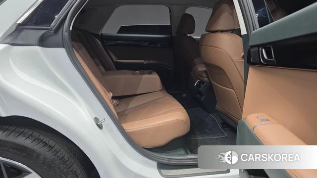 Hyundai Grandeur Hybrid (GN7) 2024 Белый из Кореи, фото 2