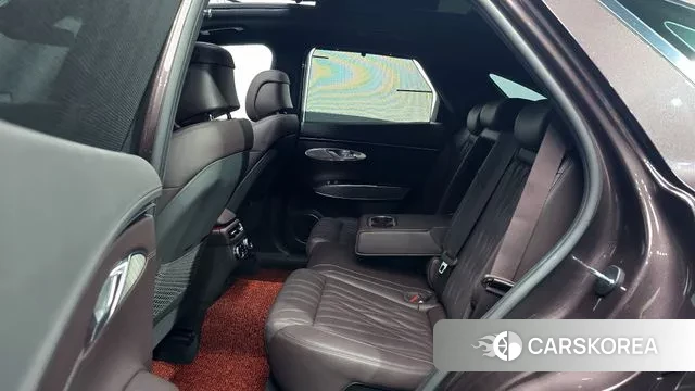 Genesis GV70 2023 Фиолетовый из Кореи, фото 2