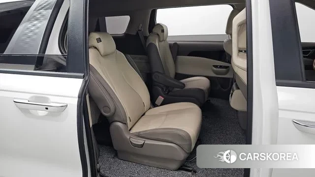 Kia Carnival 4th generation 2023 Белый из Кореи, фото 2