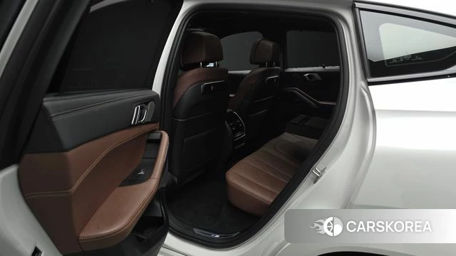 BMW X6 (G06) 2025 Белый из Кореи, фото 2