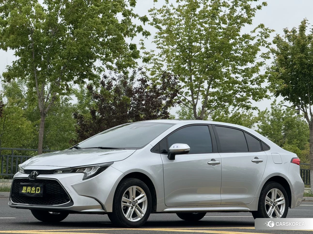 Toyota Lei Ling 2023 Серебристо-серый из Китая, фото 2